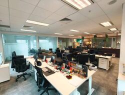 Bugis Junction (D7), Office #554261471